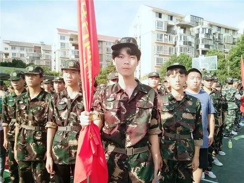 部队里的吃瓜群众,揭秘部队里的八卦风云