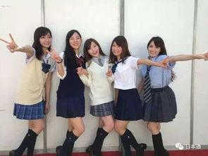 深圳校服吃瓜群众,吃瓜群众热议背后的校园时尚变革