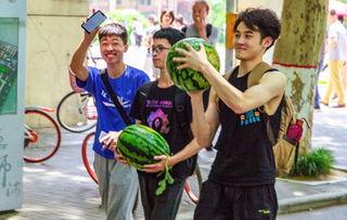 各大高校吃瓜群众,吃瓜群众揭秘校园热点事件