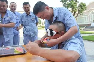 各国吃瓜群众搞笑视频,各国吃瓜群众搞笑视频大盘点